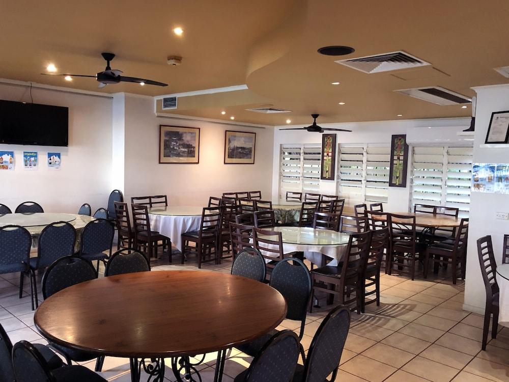 Crystal Garden Resort & Restaurant Cairns Exterior photo